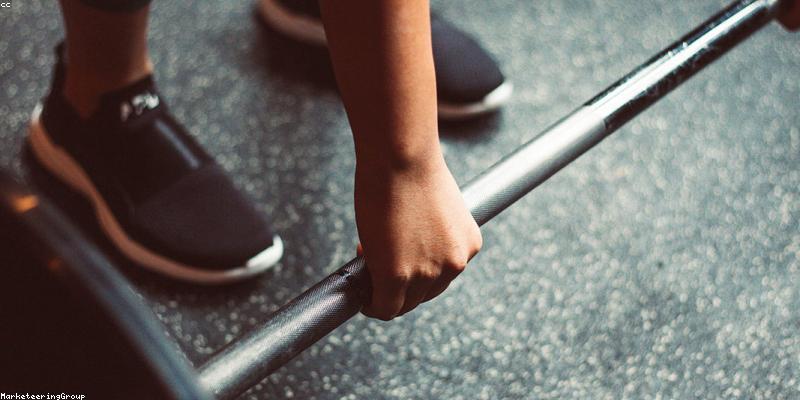 프리랜서를 위한 건강 관리: 거북목과 손목 터널 증후군 예방